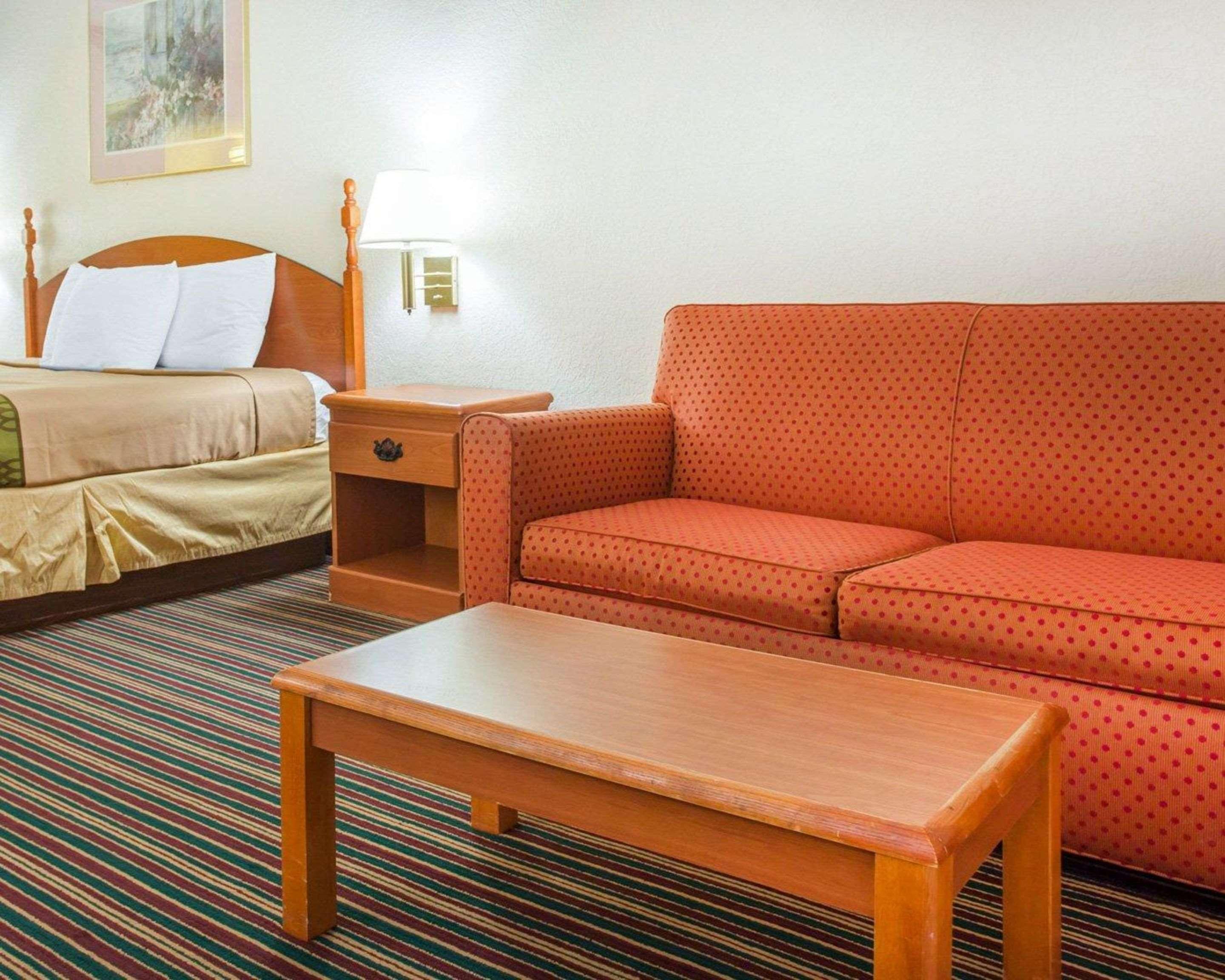 Rodeway Inn Stone Mountain Tucker Ngoại thất bức ảnh