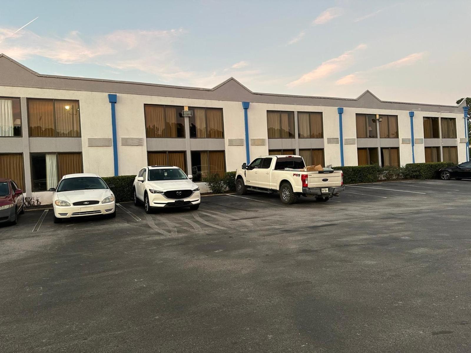 Rodeway Inn Stone Mountain Tucker Ngoại thất bức ảnh