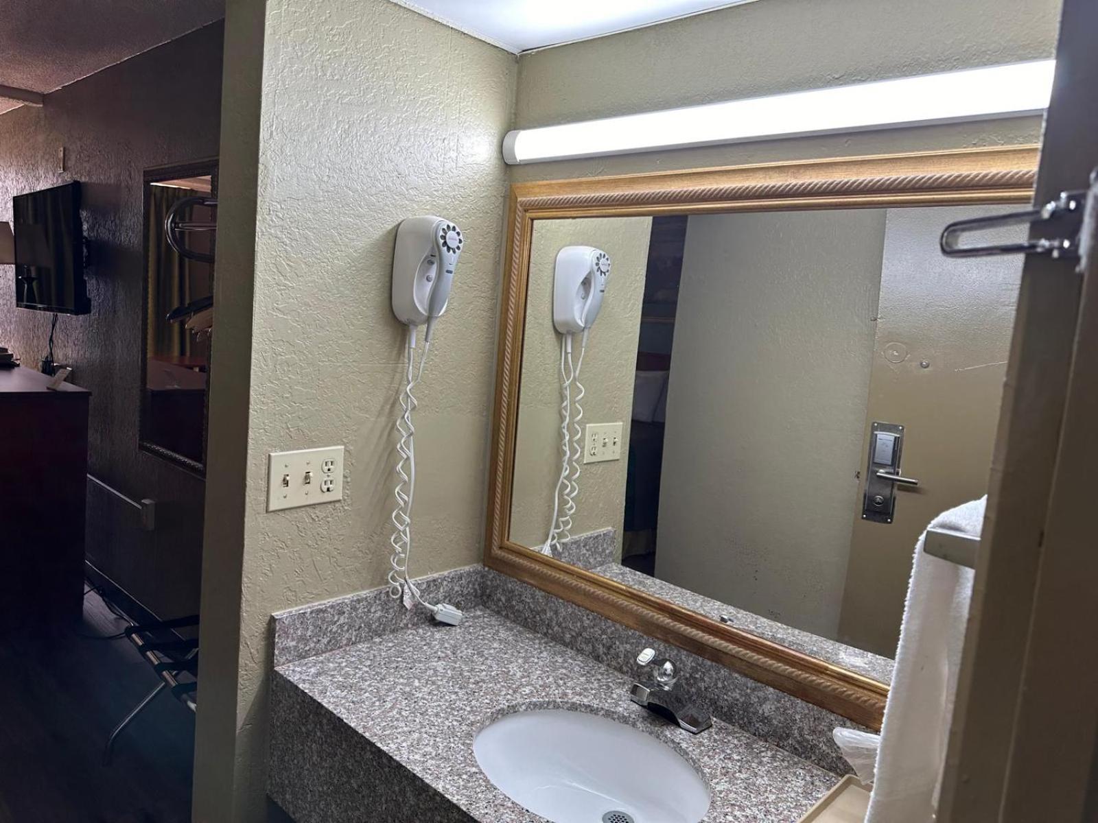 Rodeway Inn Stone Mountain Tucker Ngoại thất bức ảnh
