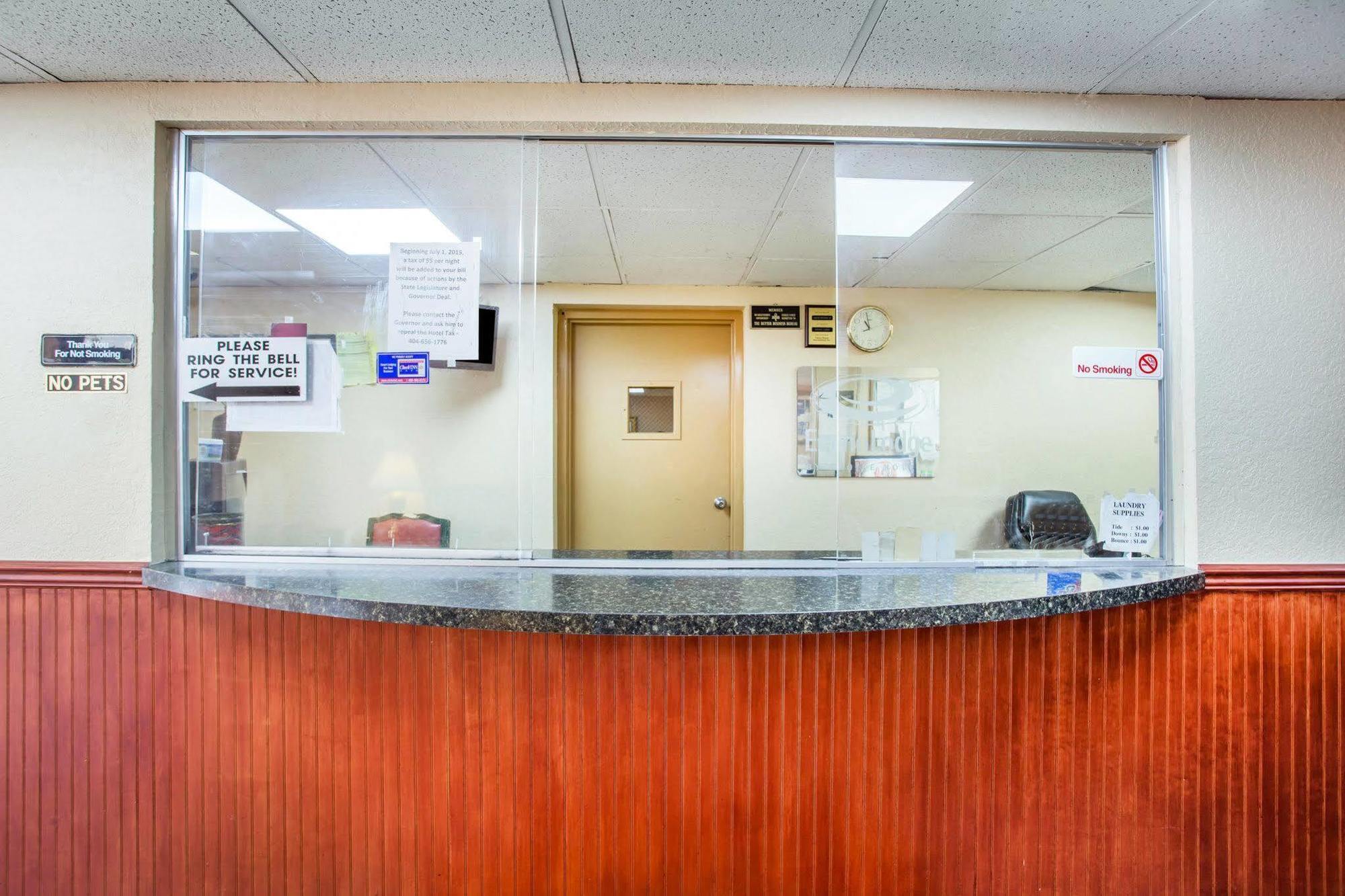 Rodeway Inn Stone Mountain Tucker Ngoại thất bức ảnh
