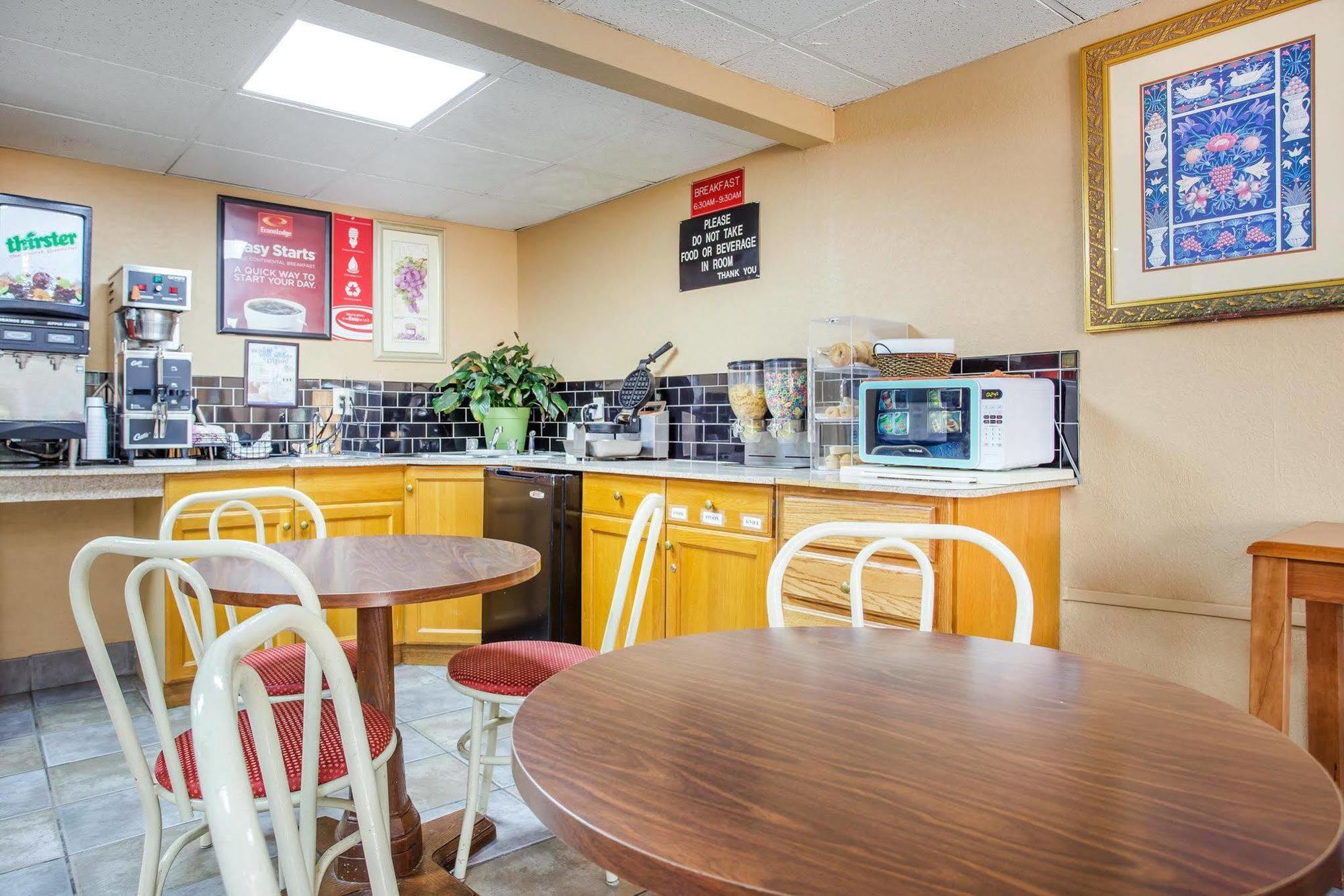 Rodeway Inn Stone Mountain Tucker Ngoại thất bức ảnh