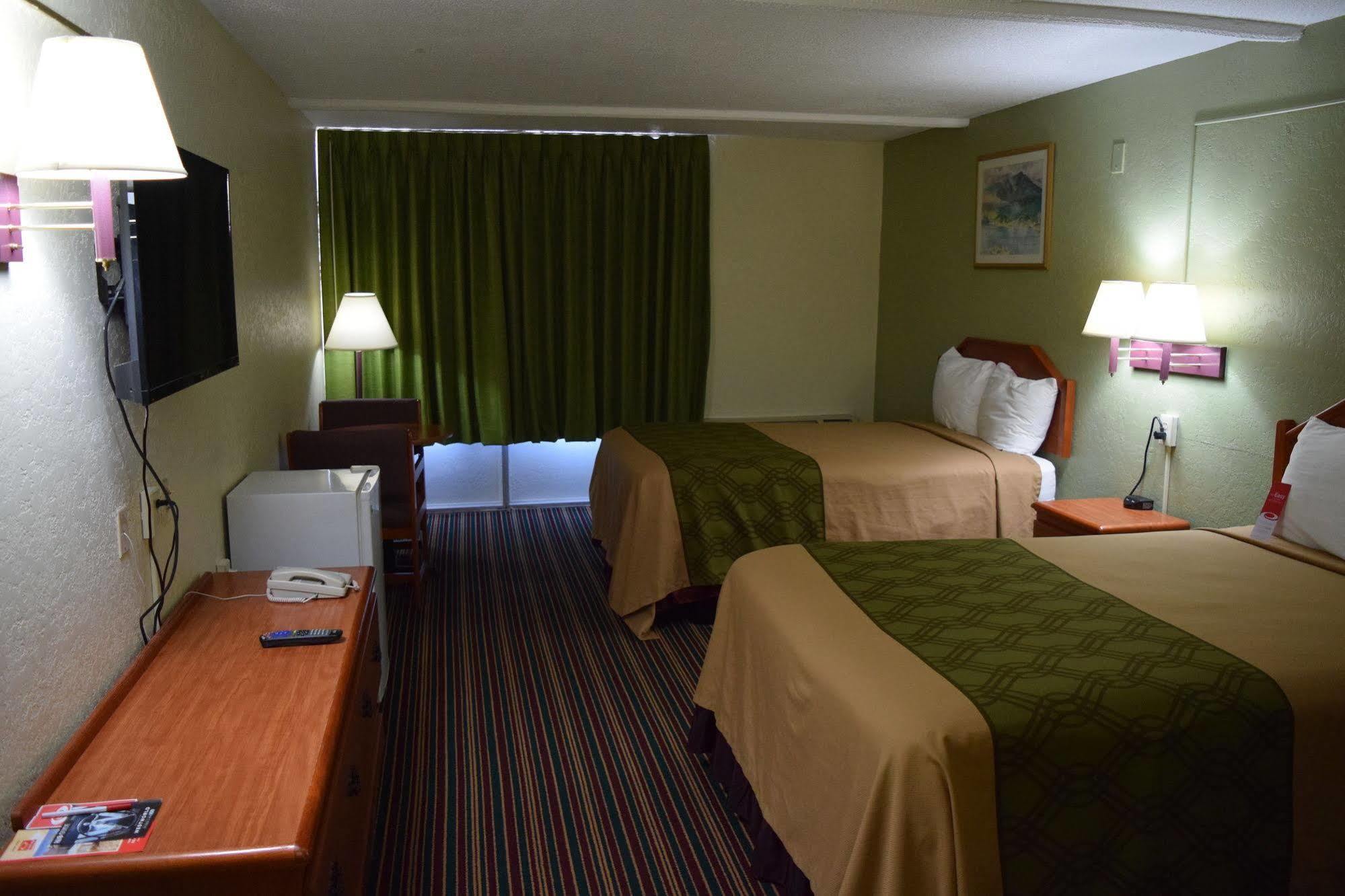 Rodeway Inn Stone Mountain Tucker Ngoại thất bức ảnh