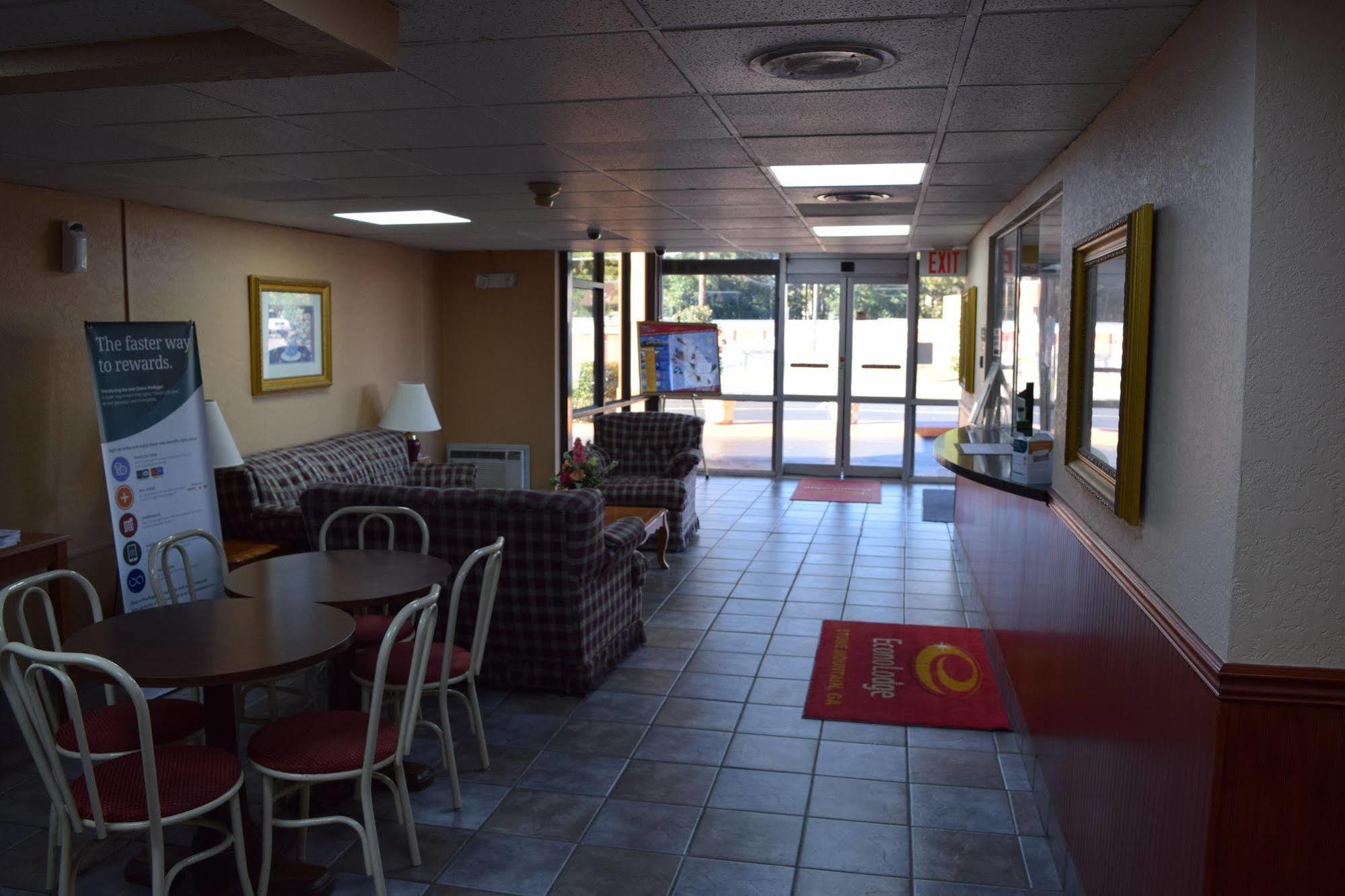 Rodeway Inn Stone Mountain Tucker Ngoại thất bức ảnh